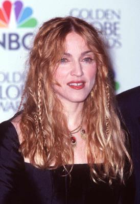 Madonna at event of The 55th Annual Golden Globe Awards (1998)