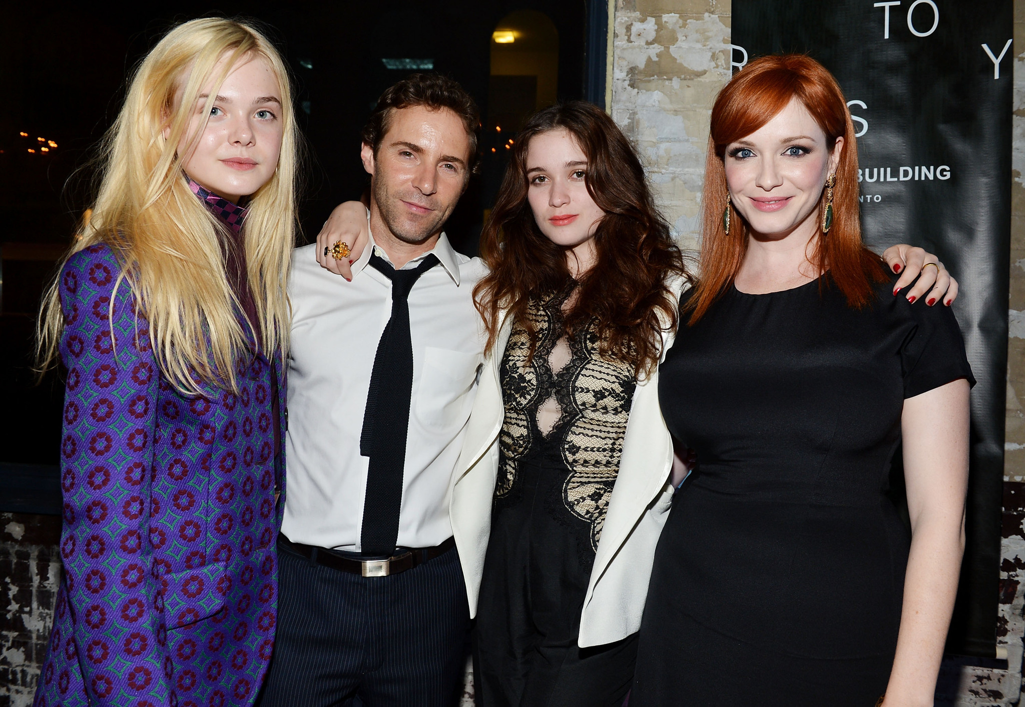Alessandro Nivola, Christina Hendricks, Elle Fanning and Alice Englert at event of Ginger & Rosa (2012)