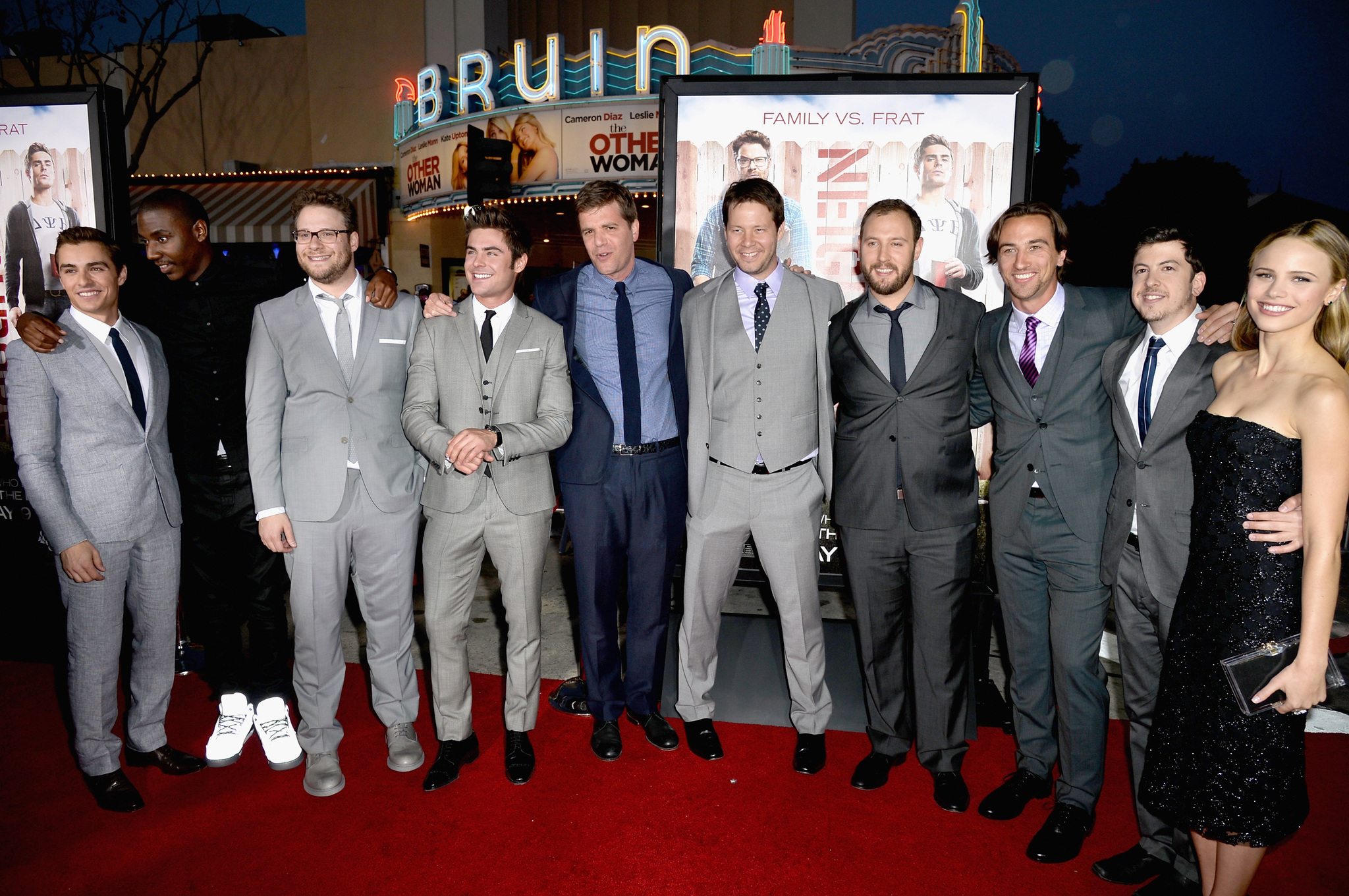 Ike Barinholtz, Seth Rogen, Nicholas Stoller, Zac Efron, Evan Goldberg, Dave Franco, Christopher Mintz-Plasse, Jerrod Carmichael, Halston Sage and James Weaver at event of Kaimynai (2014)