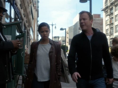 Still of Kiefer Sutherland and Gugu Mbatha-Raw in Touch (2012)