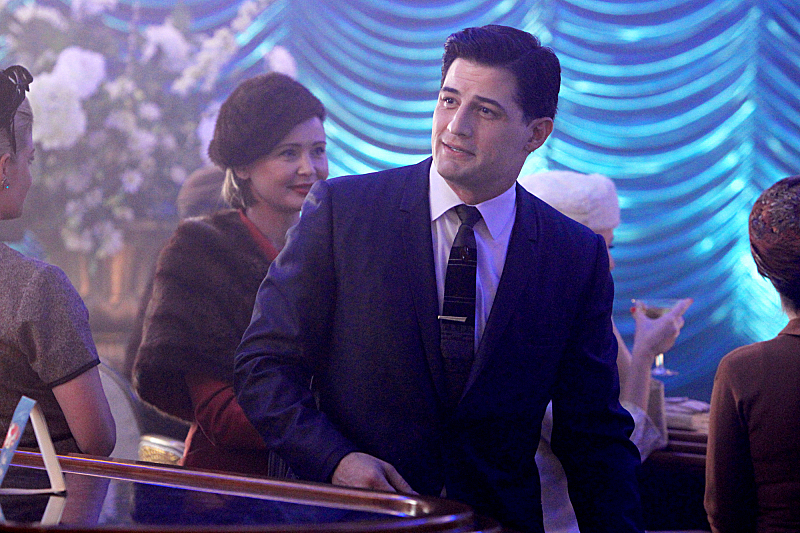 Still of Enver Gjokaj and Tommy Stone in Vegas (2012)