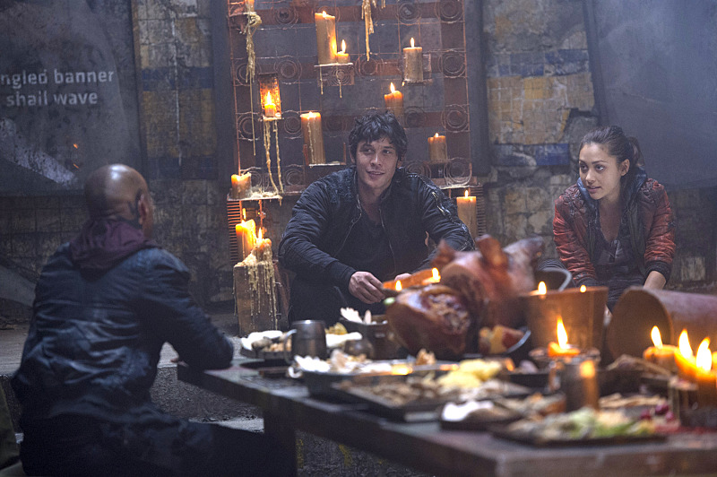 Still of Ricky Whittle, Bob Morley and Lindsey Morgan in The 100 (2014)