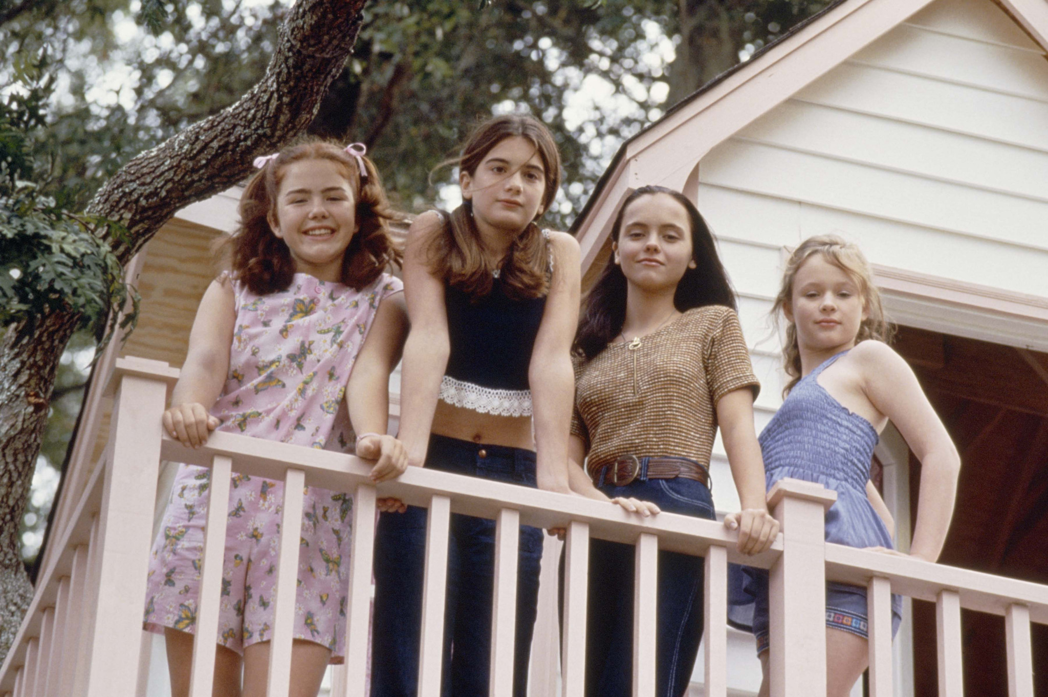 Still of Christina Ricci, Thora Birch, Gaby Hoffmann and Ashleigh Aston Moore in Now and Then (1994)