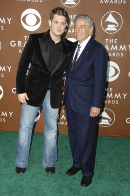 Tony Bennett and Michael Bublé at event of The 48th Annual Grammy Awards (2006)