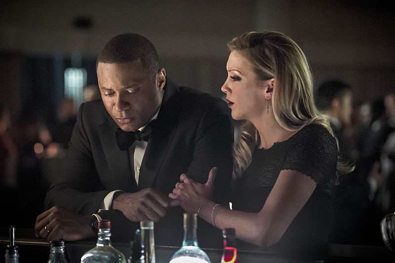 Still of David Ramsey and Katie Cassidy in Strele (2012)