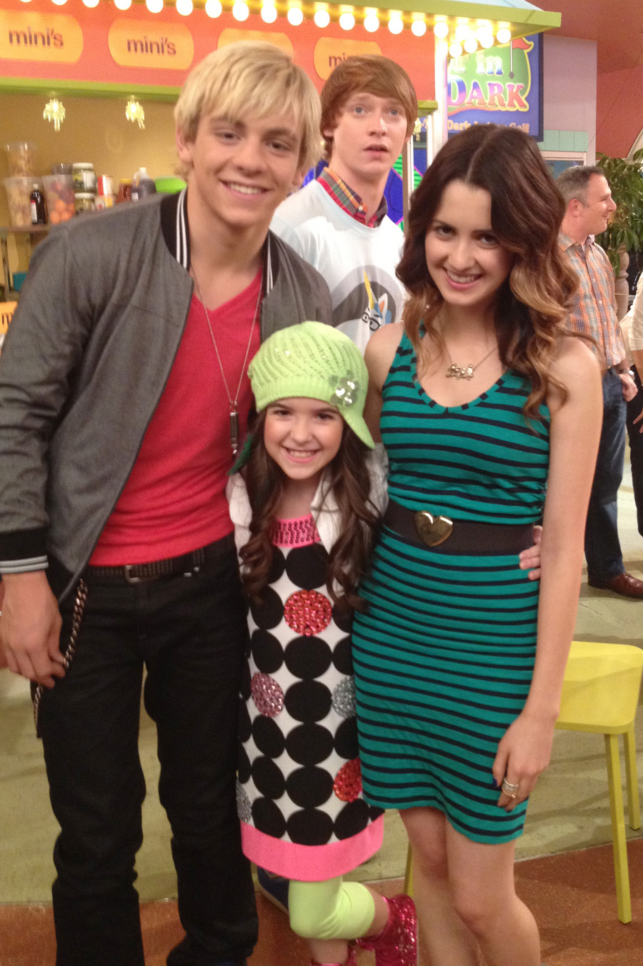 Ross, Aubrey and Laura on Austin and Ally, Disney Channel!
