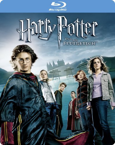 Rupert Grint, Daniel Radcliffe, Emma Watson, Clémence Poésy, Robert Pattinson and Stanislav Ianevski in Haris Poteris ir ugnies taure (2005)