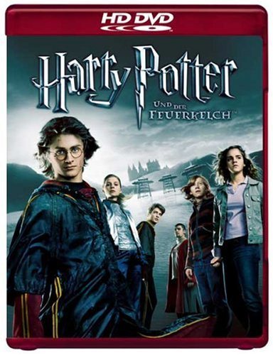 Rupert Grint, Daniel Radcliffe, Emma Watson, Clémence Poésy, Robert Pattinson and Stanislav Ianevski in Haris Poteris ir ugnies taure (2005)