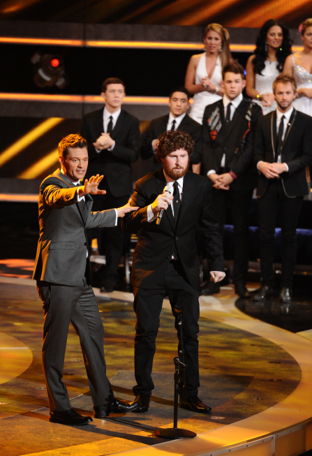 Still of Ryan Seacrest and Casey Abrams in American Idol: The Search for a Superstar (2002)