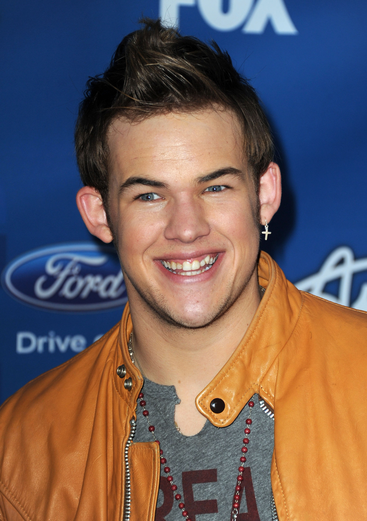 James Durbin at event of American Idol: The Search for a Superstar (2002)