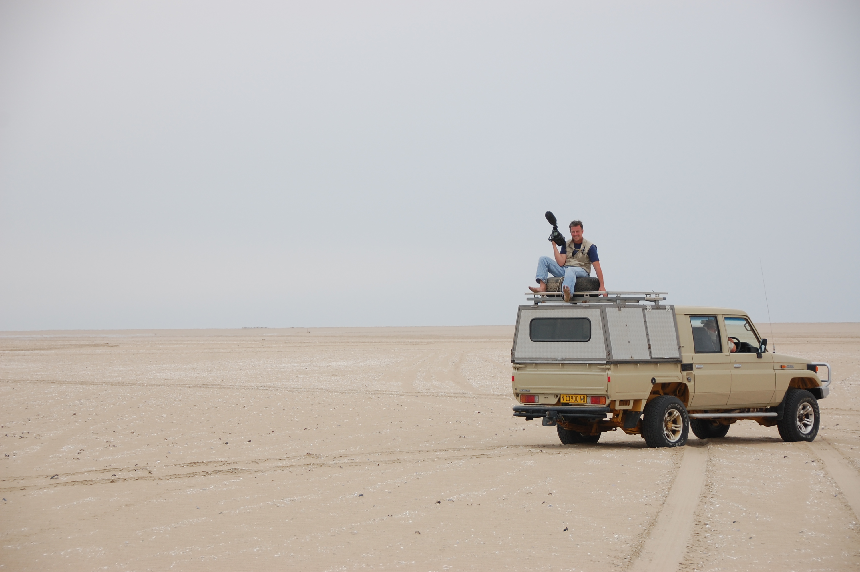 Hanging on in Walvis Bay, Namibia - Nov 2009