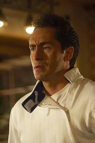 Still of Demian Bichir in Weeds (2005)