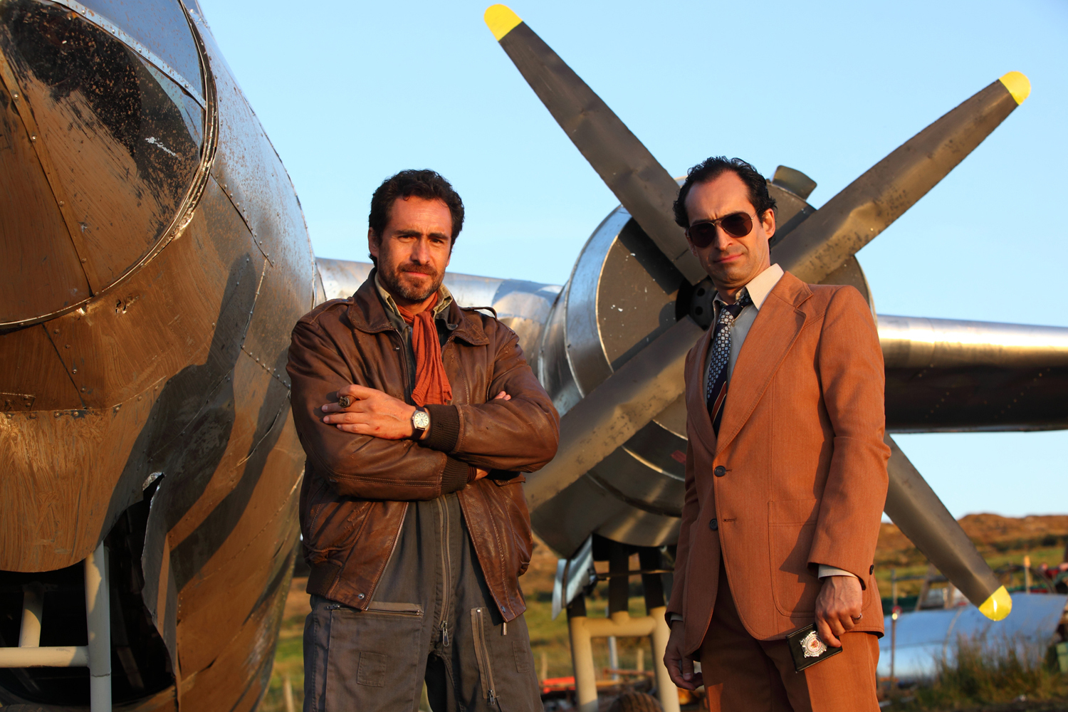 Still of Demian Bichir and Bruno Bichir in The Runway (2010)