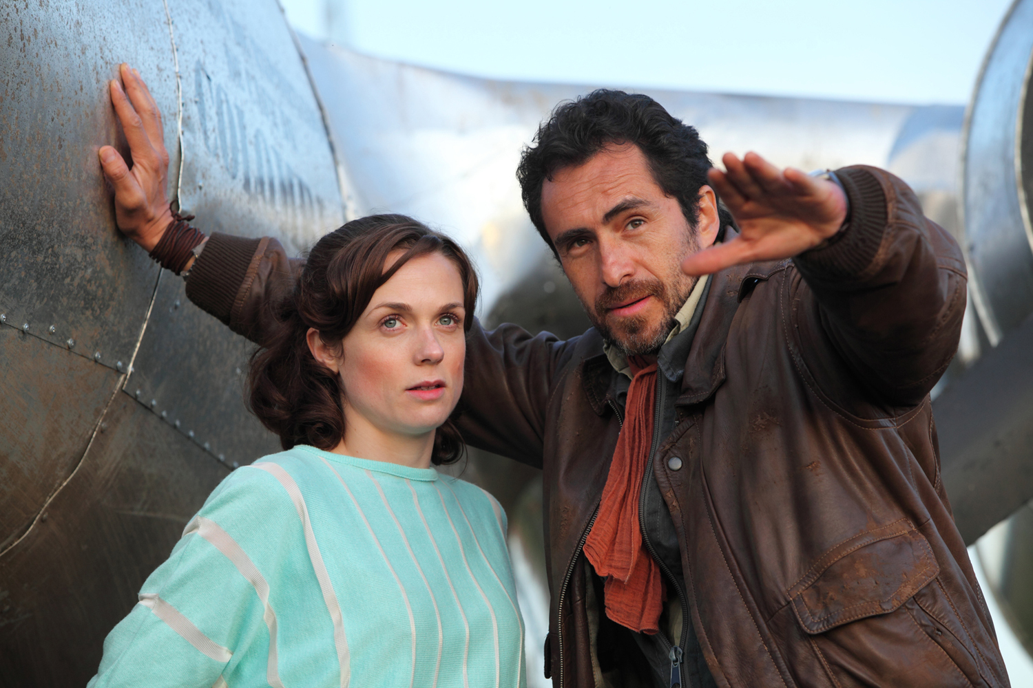 Still of Demian Bichir and Kerry Condon in The Runway (2010)