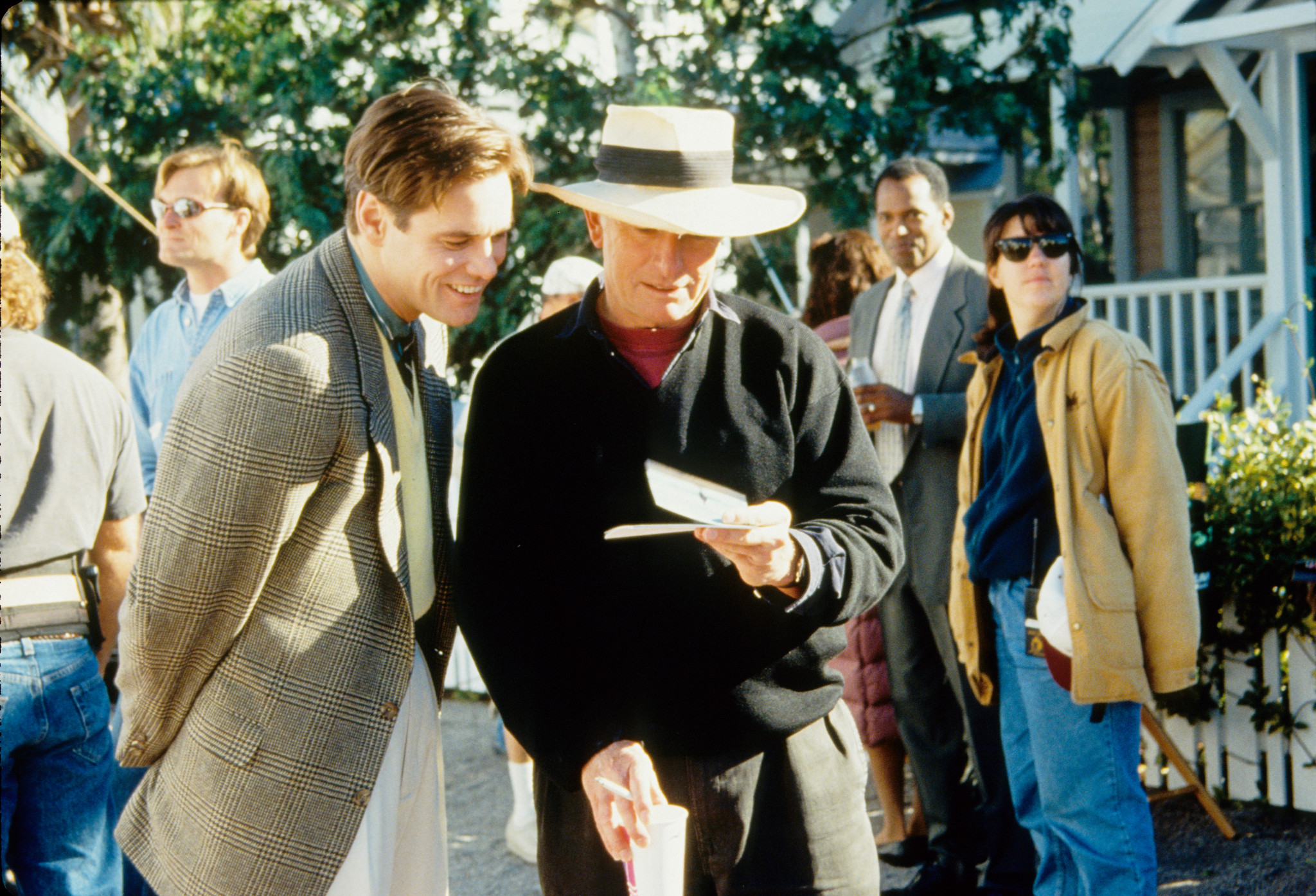 Jim Carrey and Peter Weir in Trumeno sou (1998)