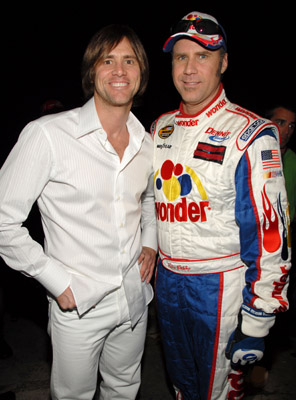 Jim Carrey and Will Ferrell at event of 2006 MTV Movie Awards (2006)