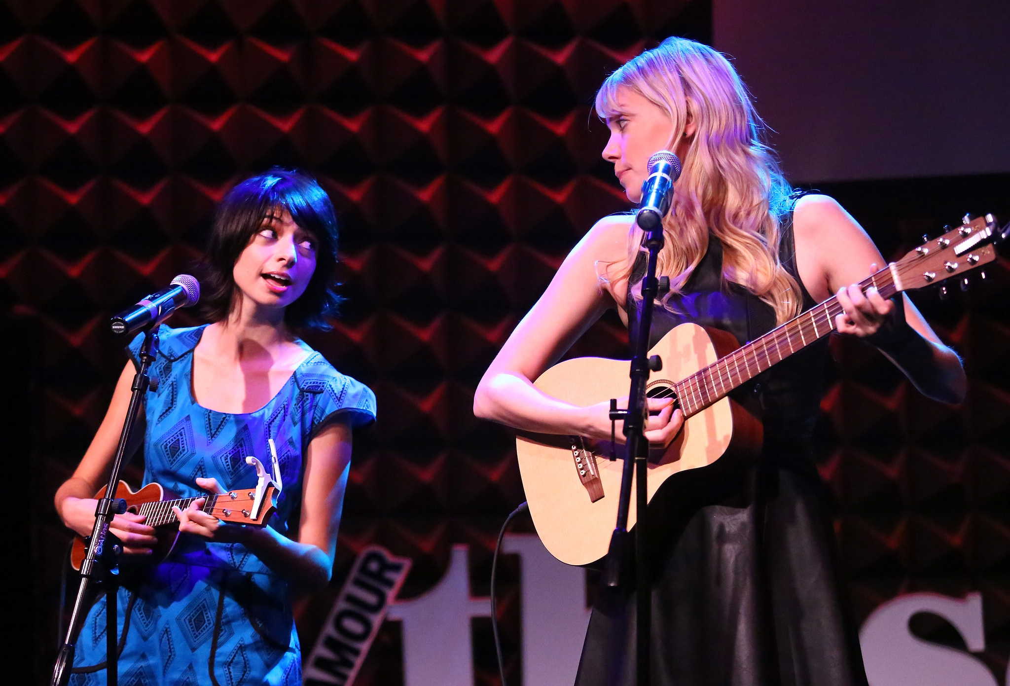 Riki Lindhome and Kate Micucci