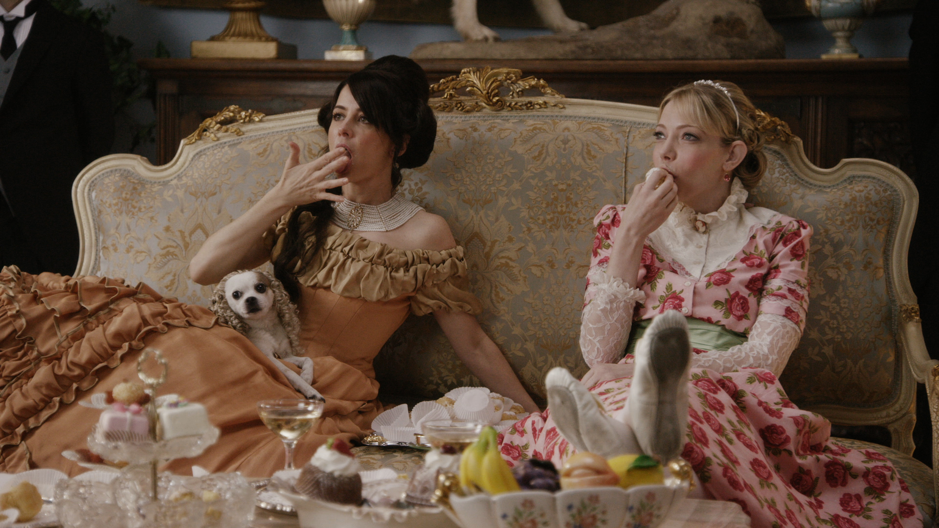 Still of Natasha Leggero and Riki Lindhome in Another Period (2015)