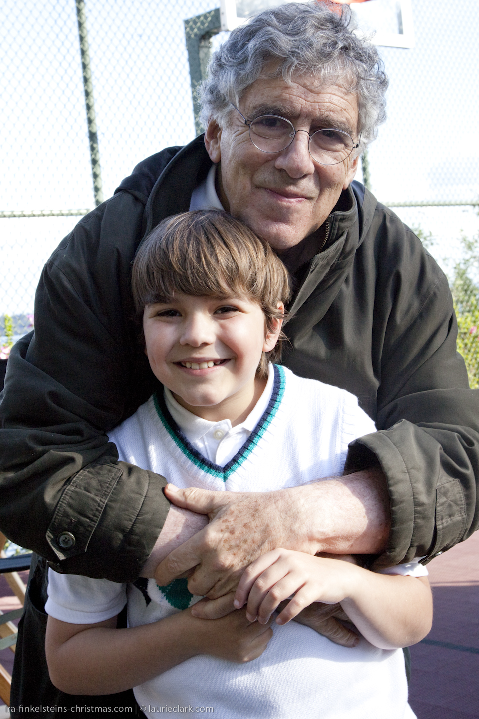 Justin with Elliott Gould on the set of Switchmas