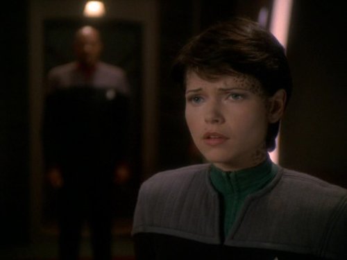 Still of Avery Brooks and Nicole de Boer in Star Trek: Deep Space Nine (1993)