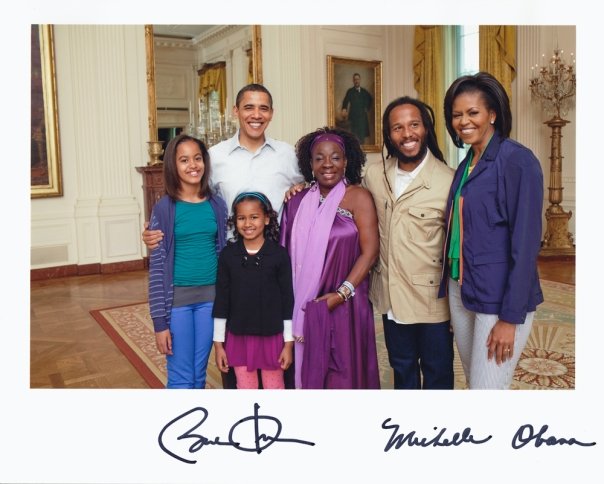 A family picture with Mr. President and his family