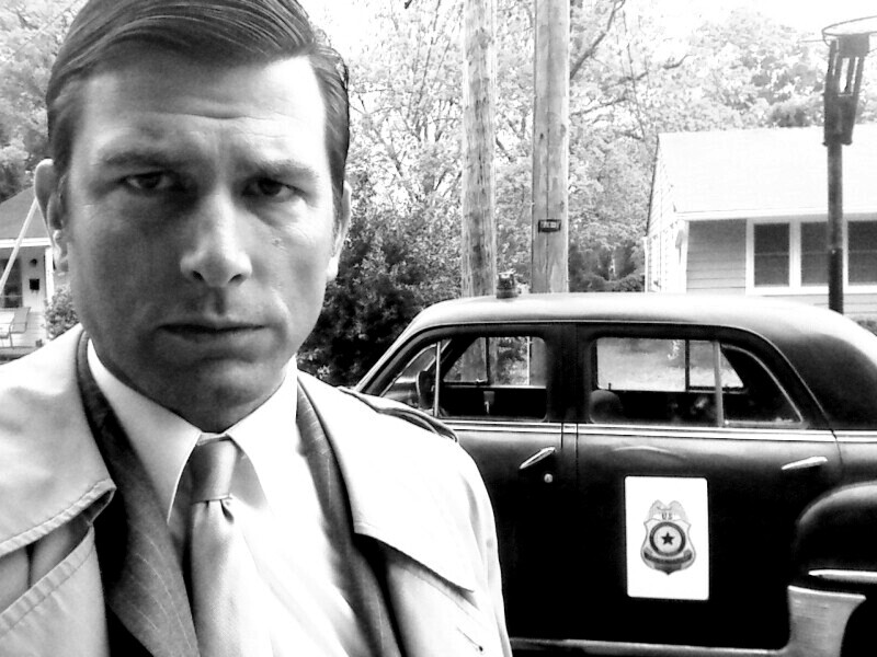 Detective Mike Washburn in They Came From The Ether