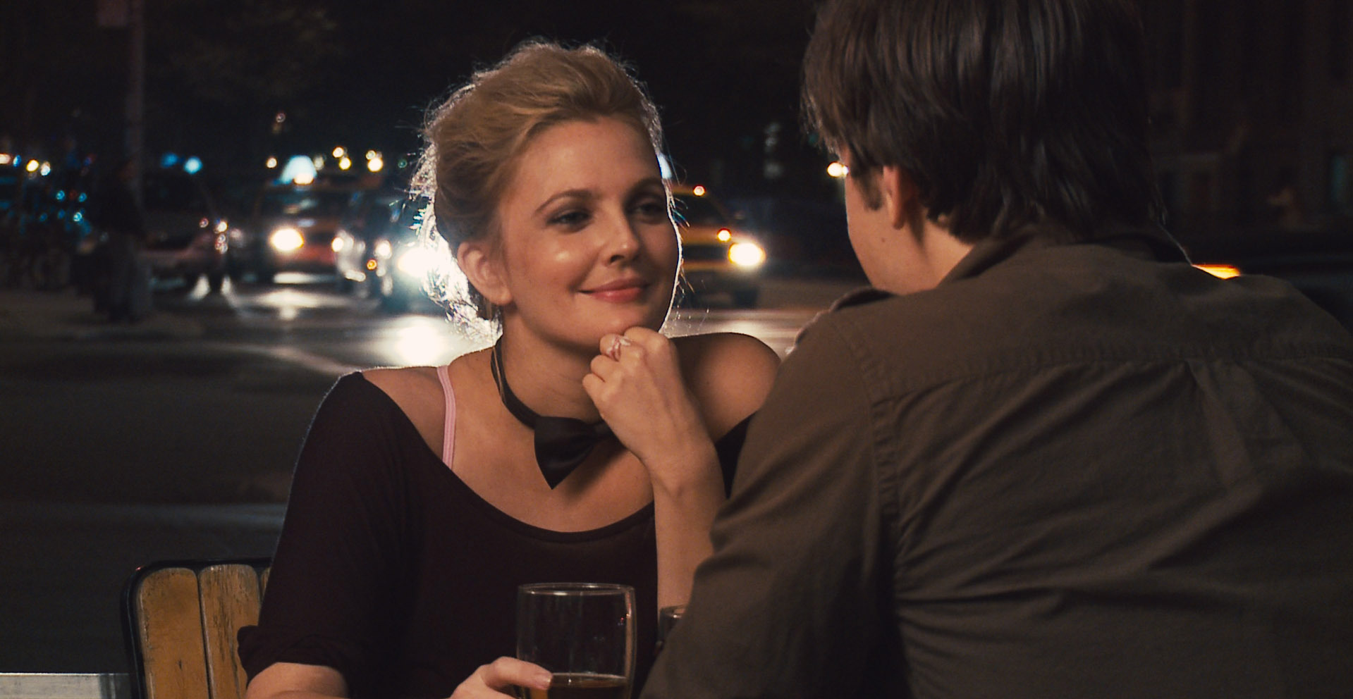 Still of Drew Barrymore and Justin Long in Going the Distance (2010)