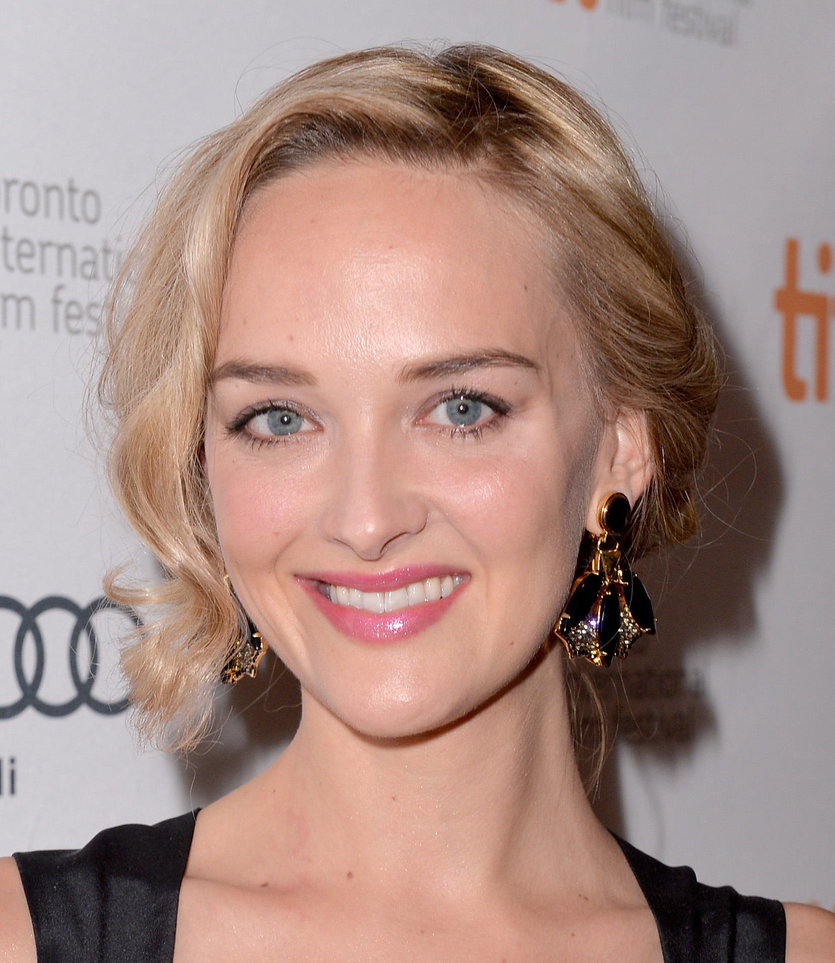 Jess Weixler at event of The Disappearance of Eleanor Rigby: Him (2013)