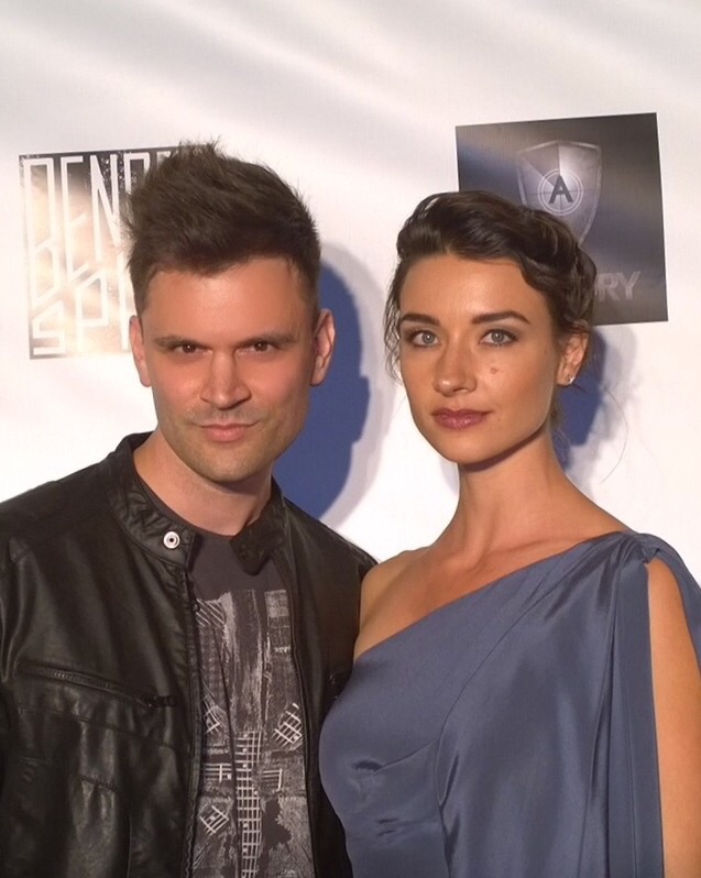 Kash Hovey and Cortney Palm at event of Zombeavers (2014)