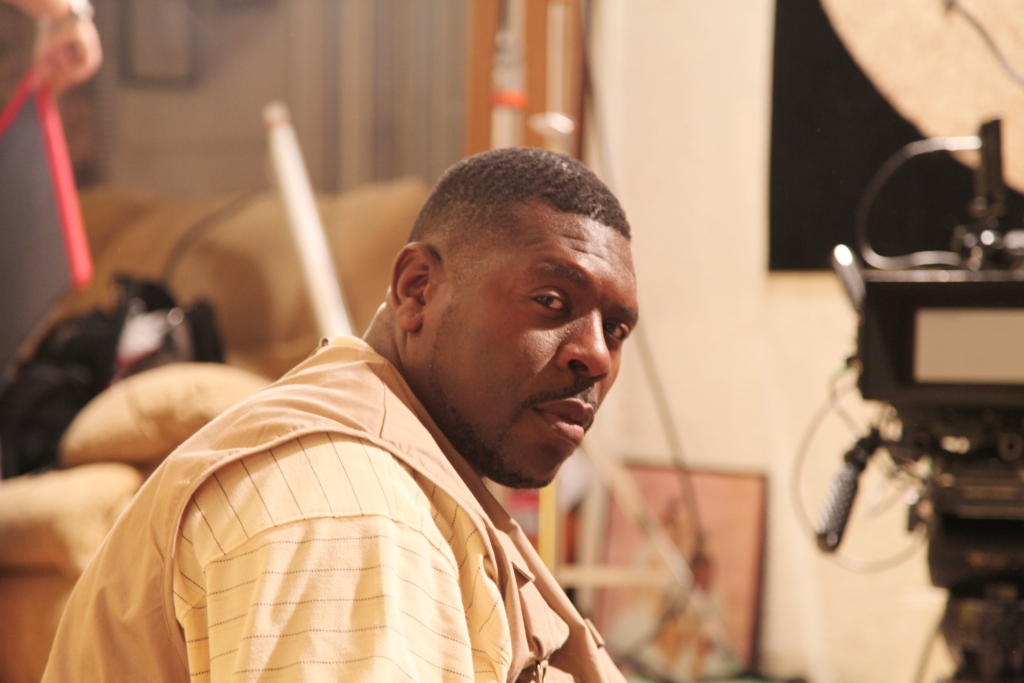 David Terrell getting into the role of Tim on the set of Love Thy Neighbor