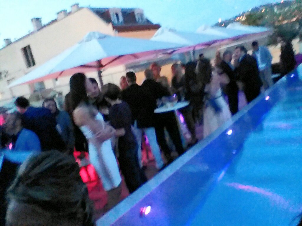 Cannes Poolsode Party