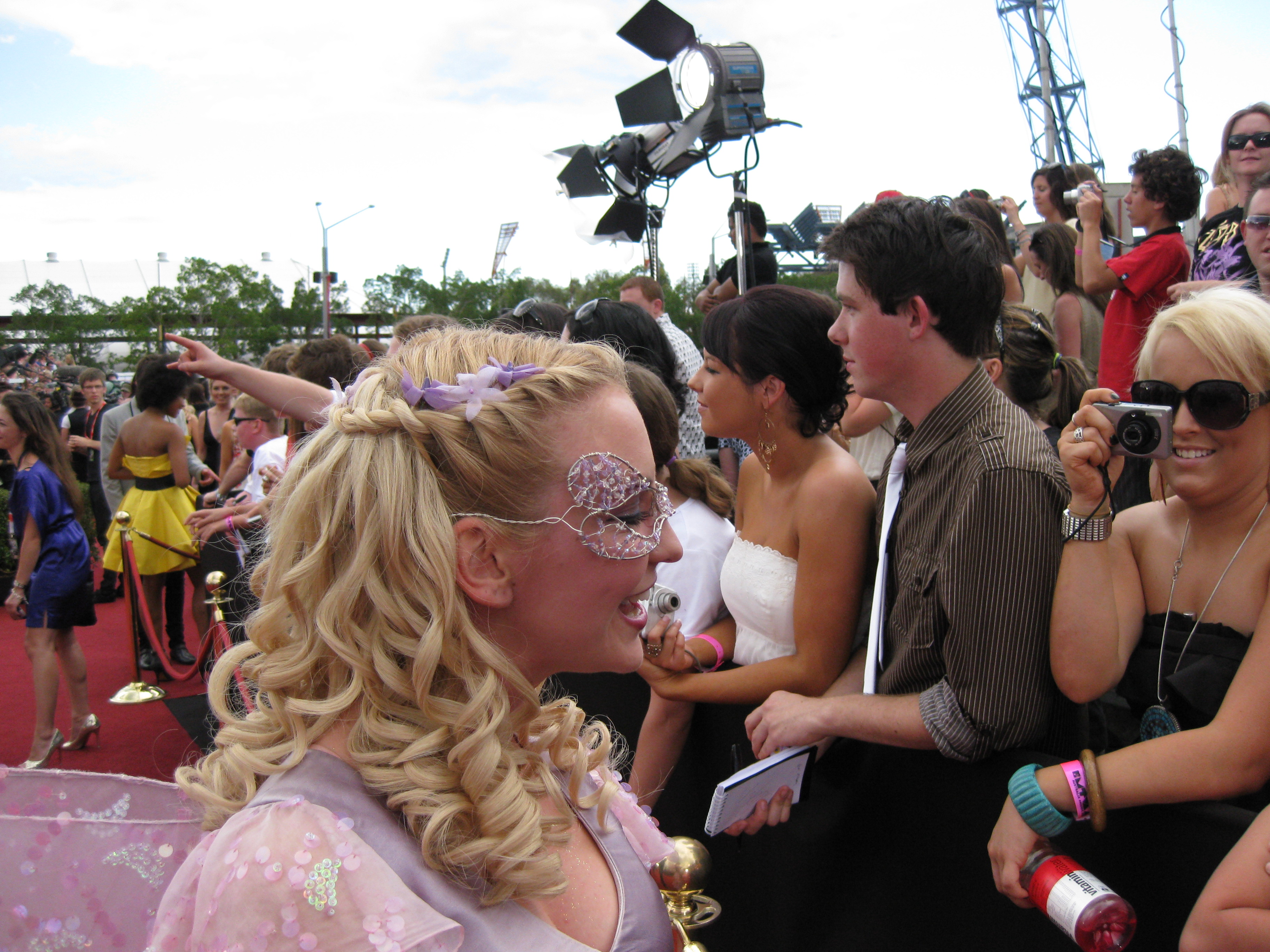 Actress Candice Moll interviews as 'Harmony' from The Fairies at the Australian Record industry Awards.