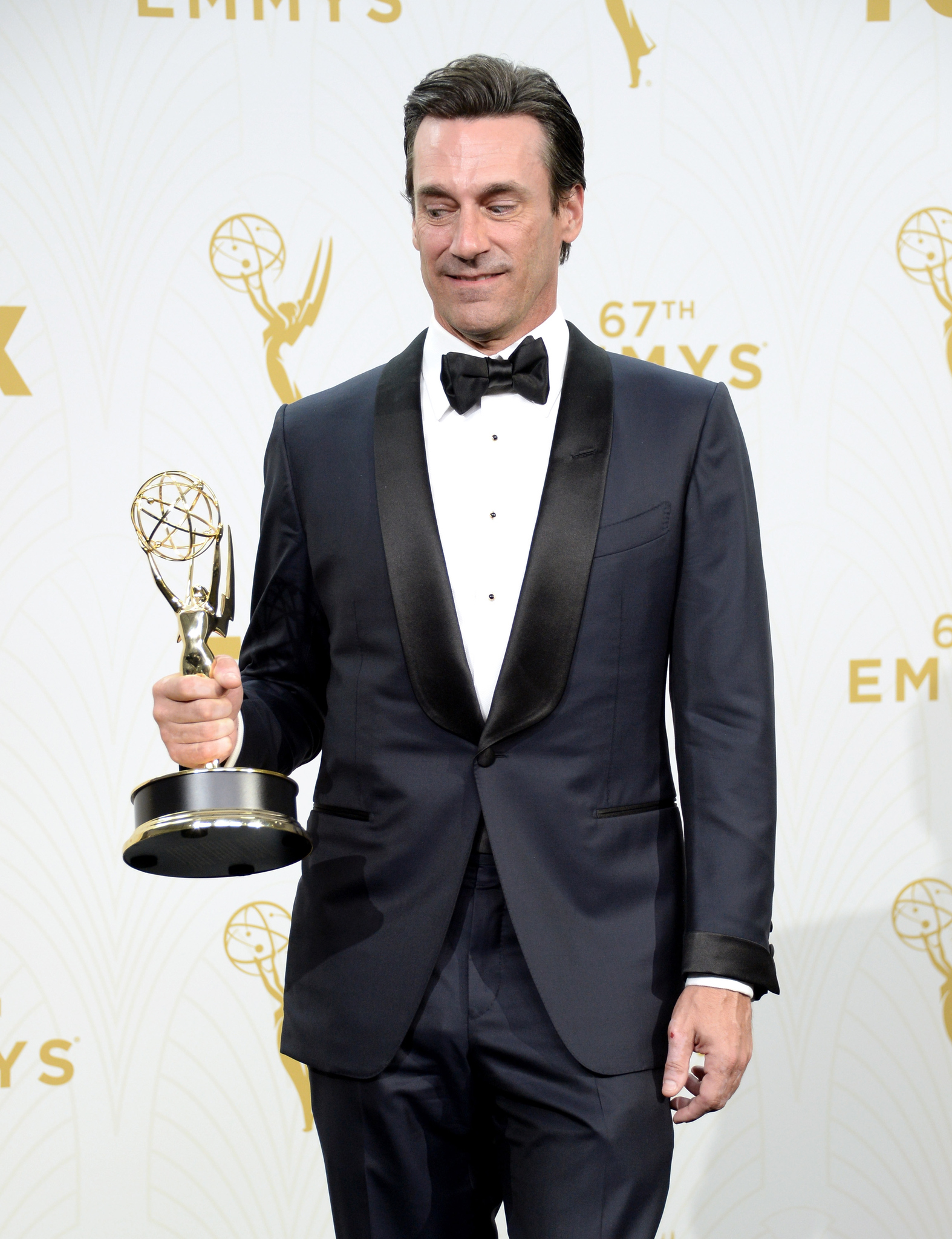 Jon Hamm at event of The 67th Primetime Emmy Awards (2015)