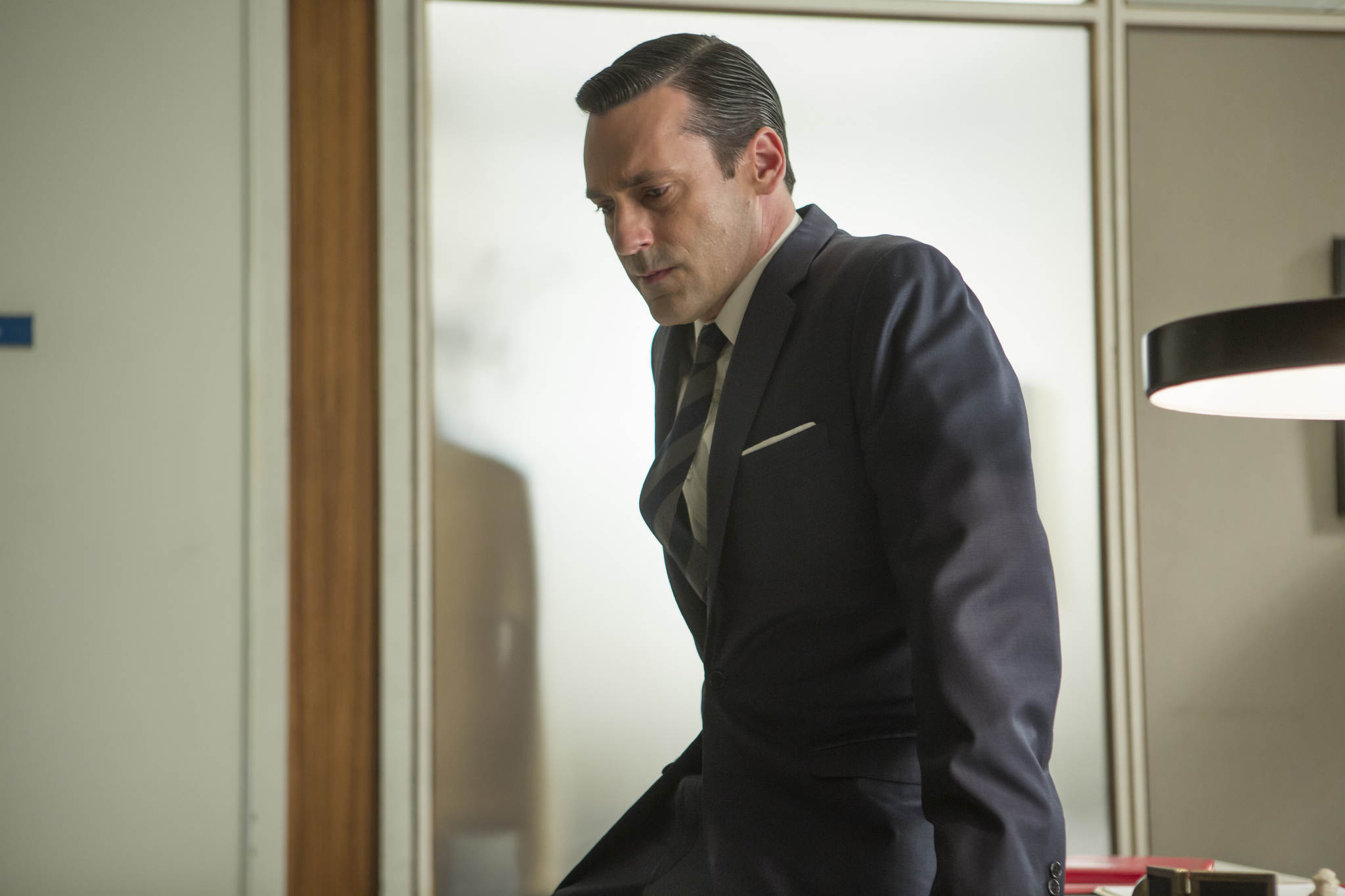 Still of Jon Hamm in MAD MEN. Reklamos vilkai (2007)