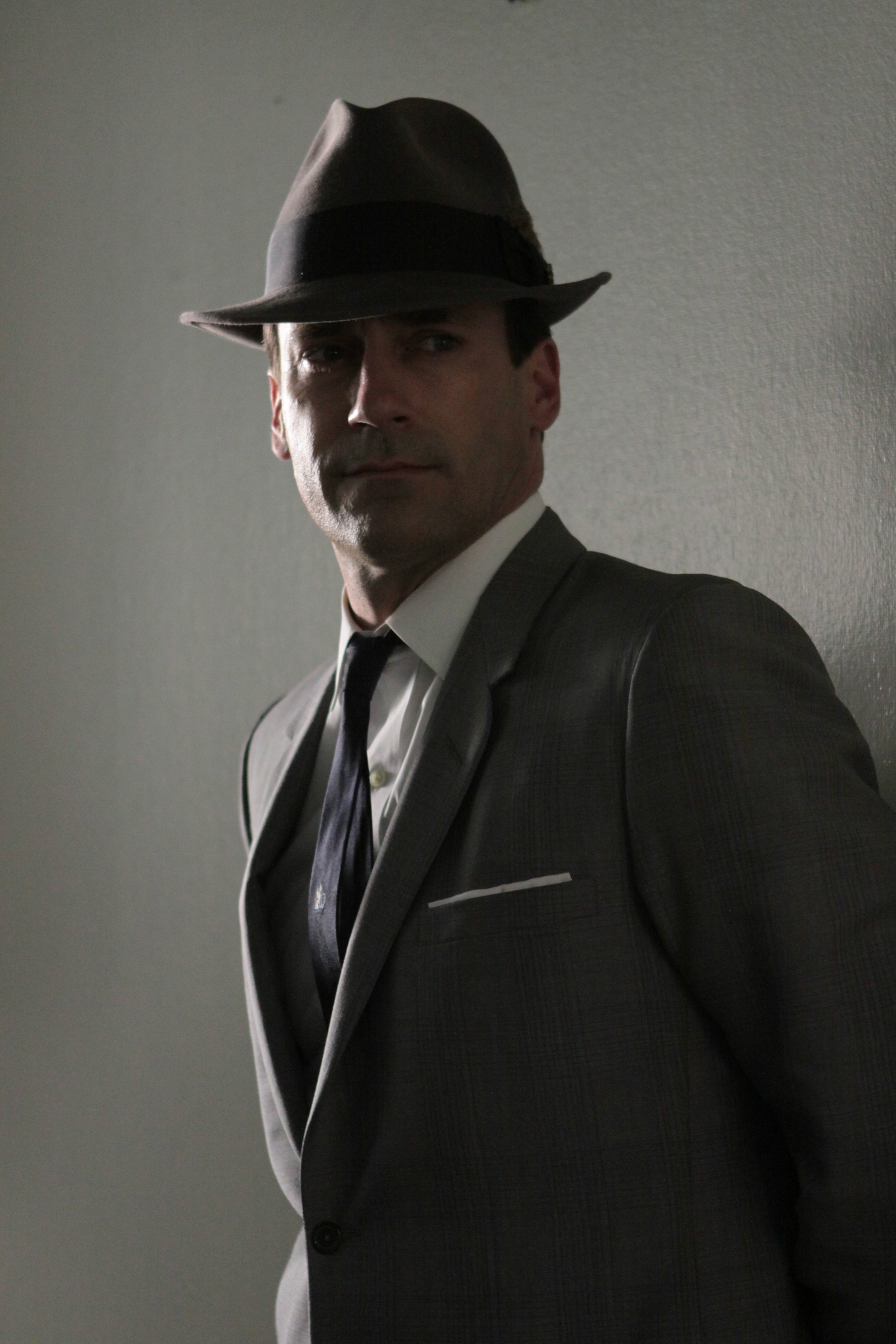 Still of Jon Hamm in MAD MEN. Reklamos vilkai (2007)