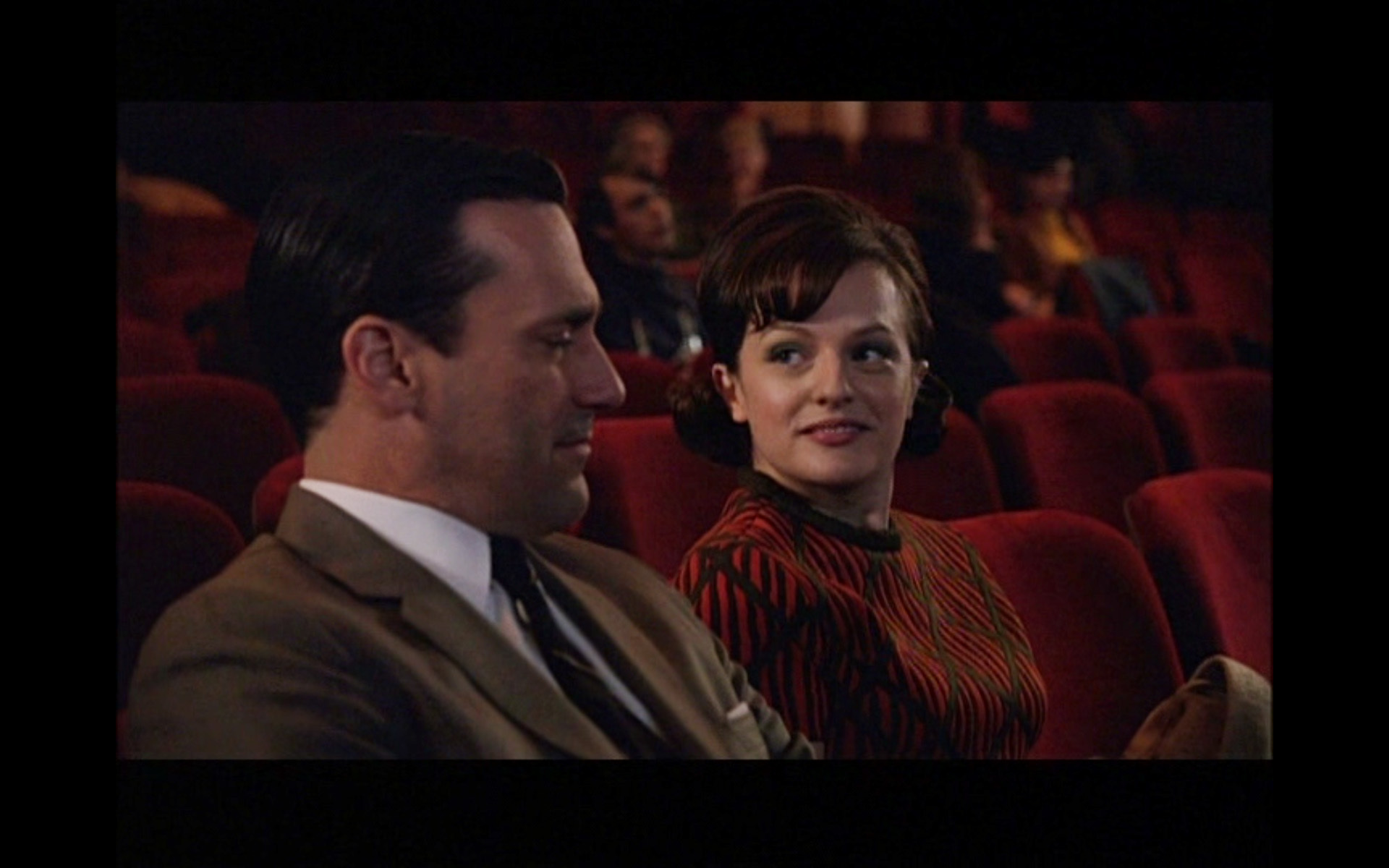 Still of Elisabeth Moss and Jon Hamm in MAD MEN. Reklamos vilkai (2007)