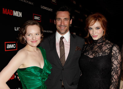 Elisabeth Moss, Jon Hamm and Christina Hendricks at event of MAD MEN. Reklamos vilkai (2007)