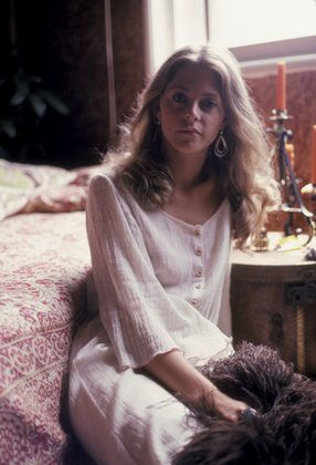 Lindsay Wagner at home