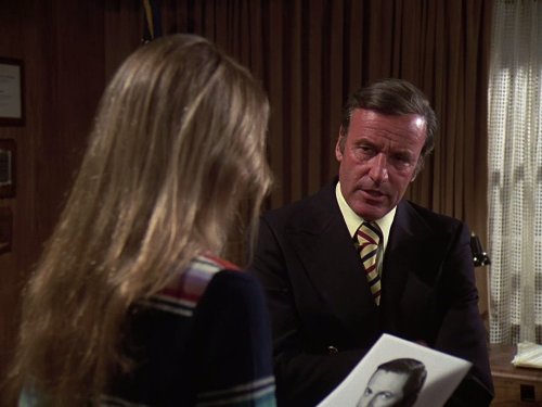 Still of Richard Anderson and Lindsay Wagner in The Bionic Woman (1976)