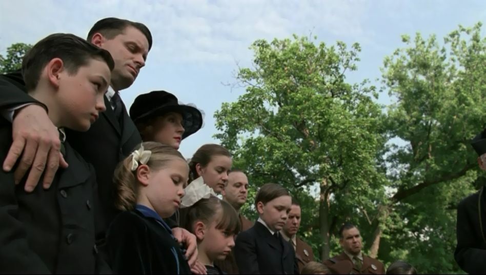 Matthew Broadley, Shea Whigham, Nisi Sturgis, Charlie Plummer, Boardwalk Empire, Battle of the Century, Eli Thompson Family