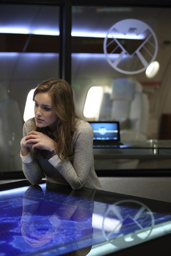 Still of Elizabeth Henstridge in Agents of S.H.I.E.L.D. (2013)