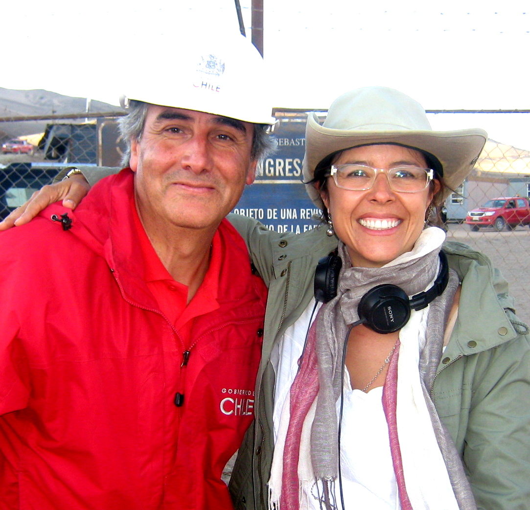 Director Patricia Riggen and Luis Vitalino Grandón on the set of The 33 (2014)