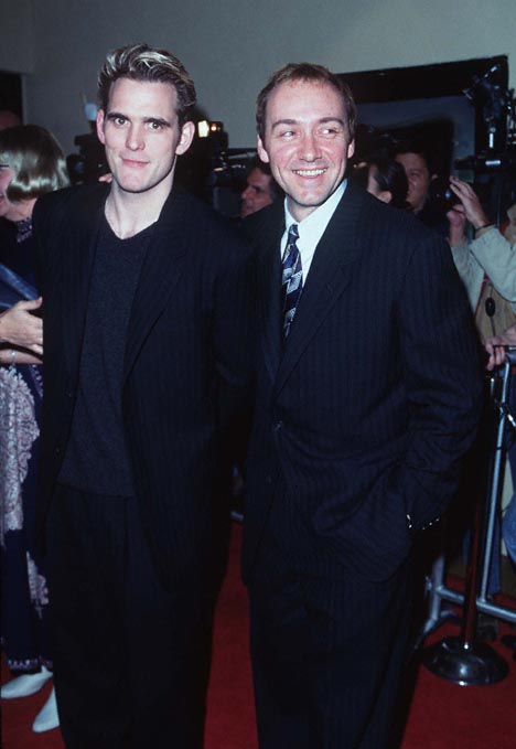 Kevin Spacey and Matt Dillon at event of Albino Alligator (1996)