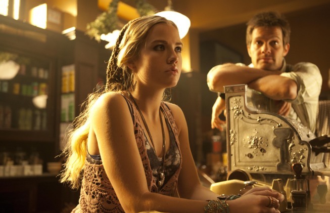 Still of Geoff Stults and Maddie Hasson in The Finder (2012)