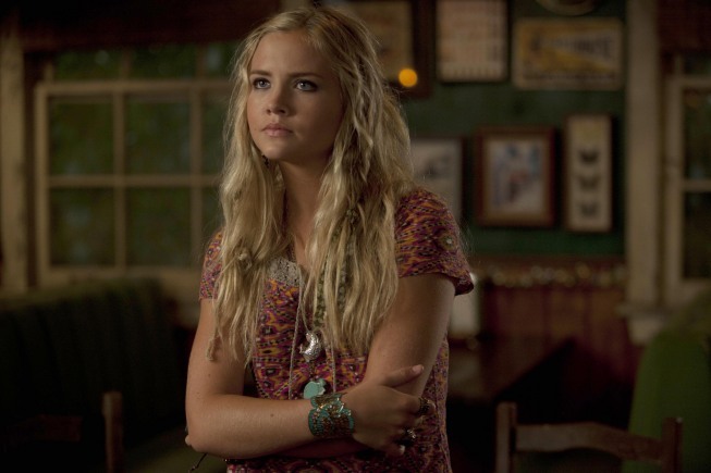 Still of Maddie Hasson in The Finder: An Orphan Walks Into a Bar (2012)