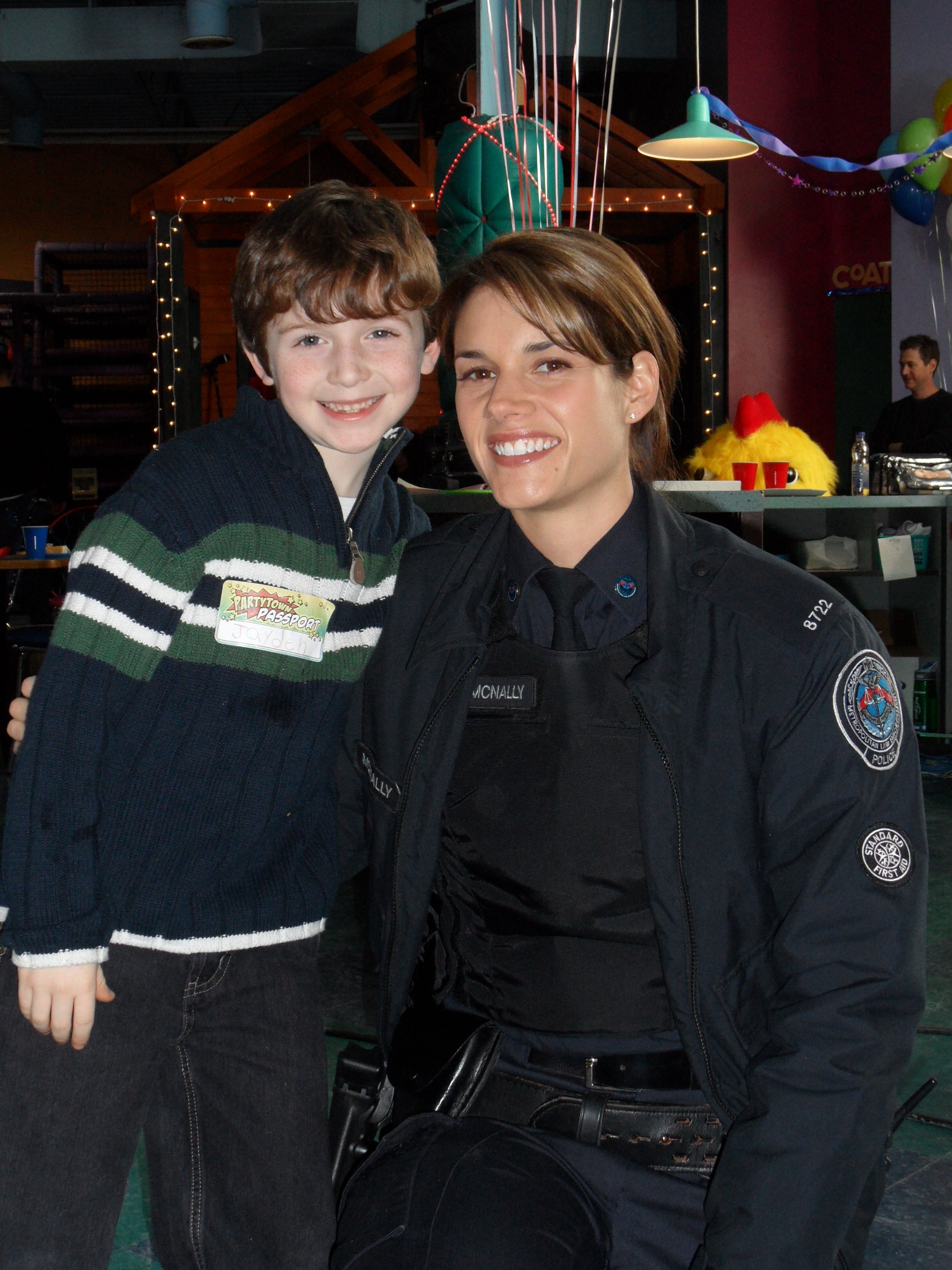 Rookie Blue (TV series) - on set with Missy Peregrym Dec. 2010