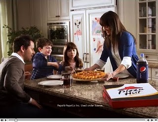 Pizza Hut Cheesy Bites (commercial) - Feb. 2010