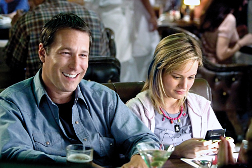 Still of John Corbett and Brie Larson in United States of Tara (2009)