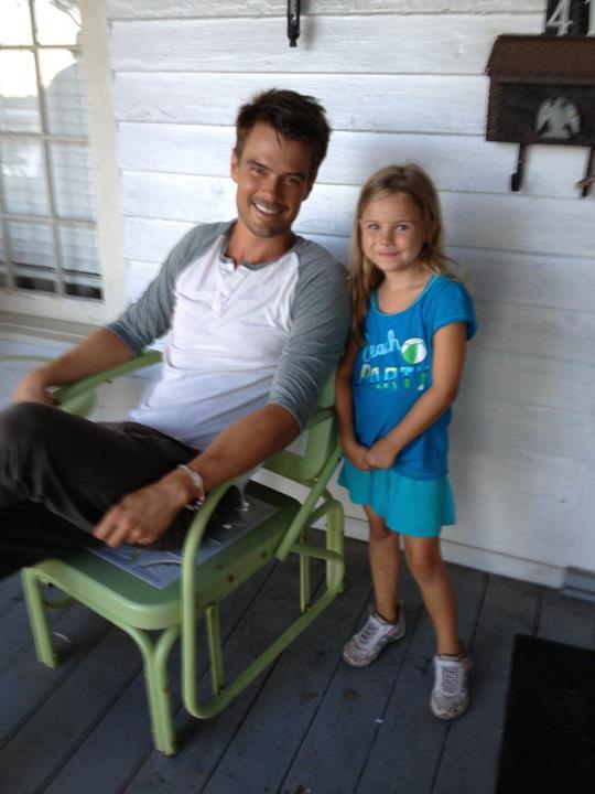 Zoe & Josh Duhamel Safe Haven