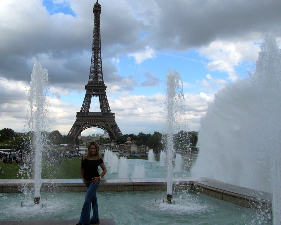 Lisa Christiansen at the Eiffel Tower